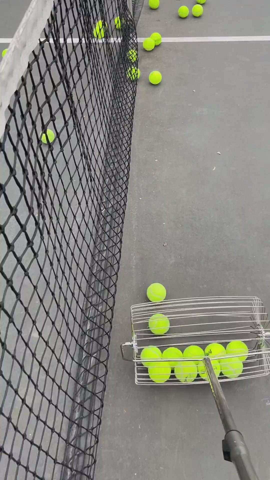 Load video: ODEA Professional Tennis Ball Picker 60PCS