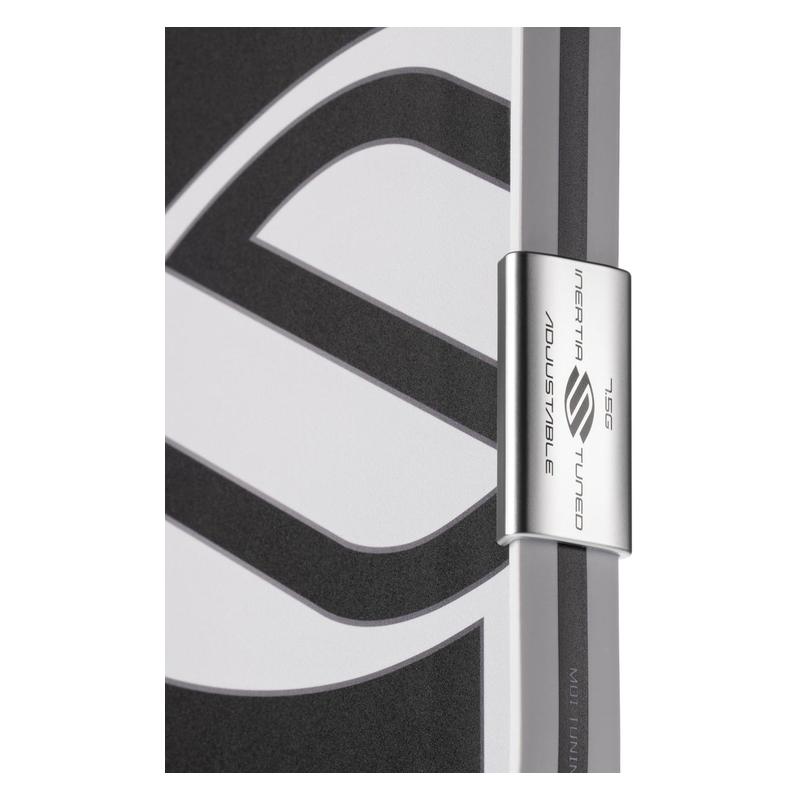 SELKIRK OMNI Elongated 16mm Pickleball Paddle - Chalk — surface and edge detail